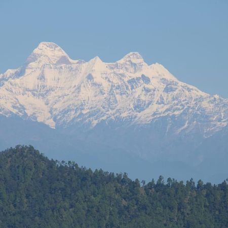 Hotel Khali Estate Binsar Esterno foto