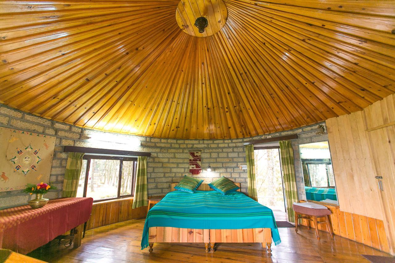 Hotel Khali Estate Binsar Esterno foto