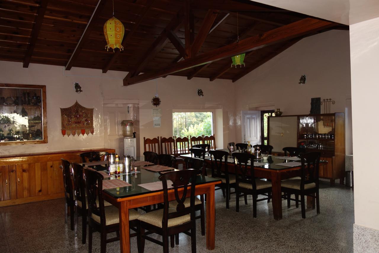 Hotel Khali Estate Binsar Esterno foto